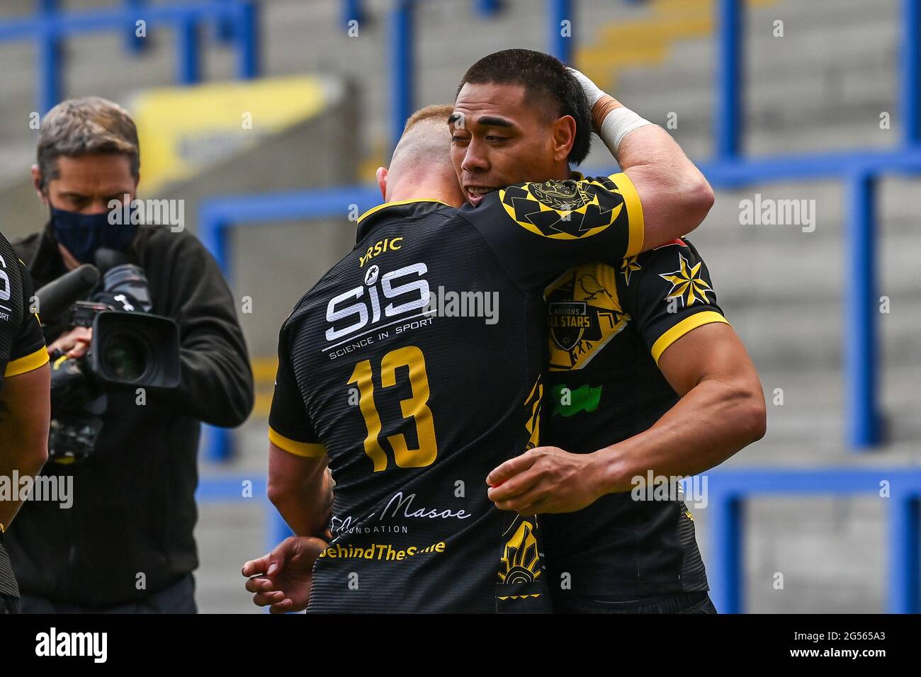 Ken Sio (2) della Combined Nations All Stars celebra il suo tentativo Foto Stock