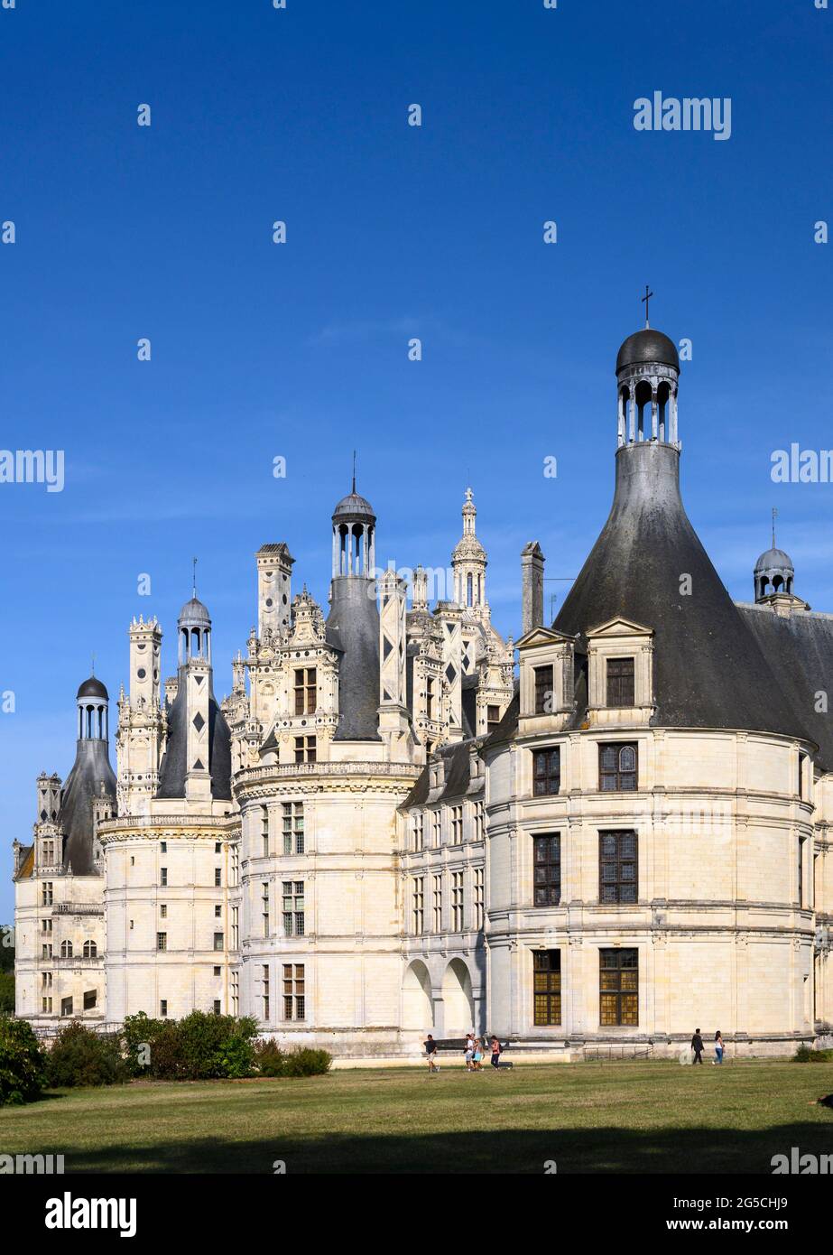 CHAMBORD, VALLE DELLA LOIRA, FRANCIA - AGOSTO 21 2019 : Château de Chambord. Foto Stock