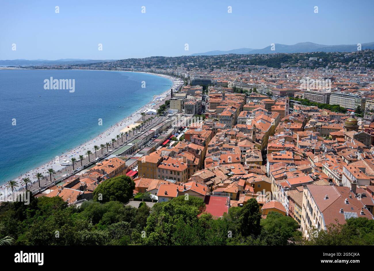 NIZZA, PROVENZA, FRANCIA - GIUGNO 25 2019 : veduta aerea di Nizza. Foto Stock