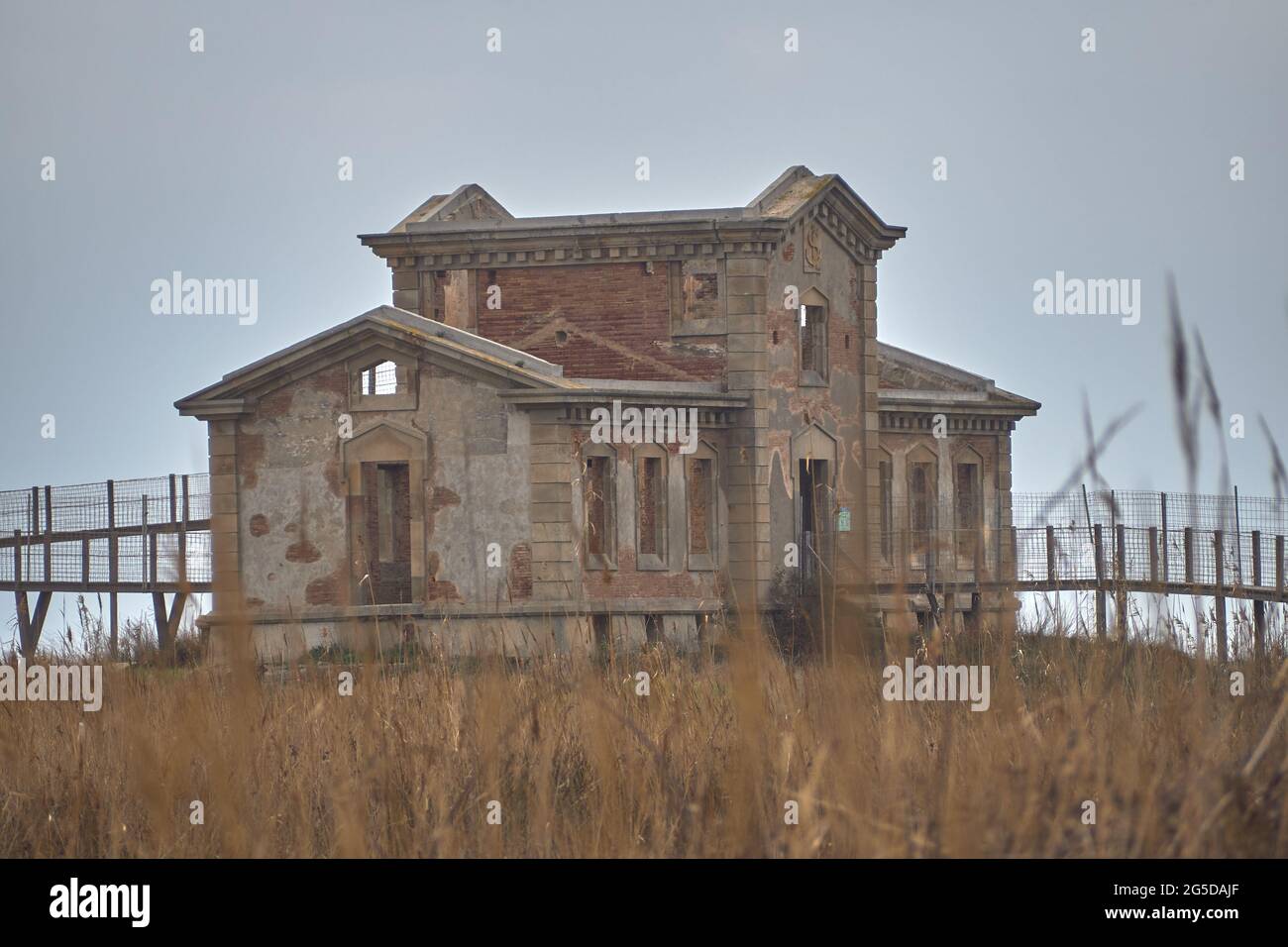 La casa del semaforo chiamato 'Casa dels senyals - El semafor' a El Prat de Llobregat Foto Stock