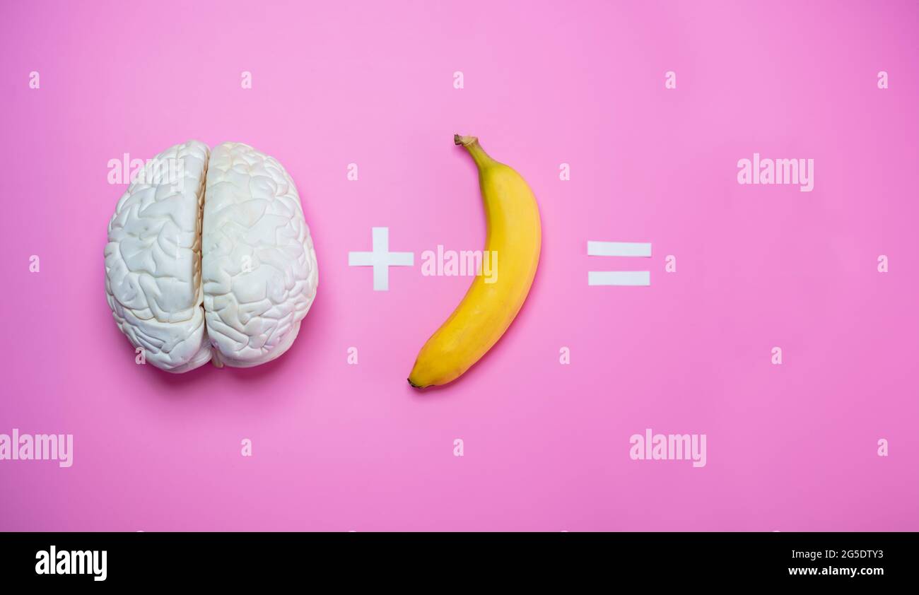 Cervello e banana il bisogno di frutta per pensare Foto Stock