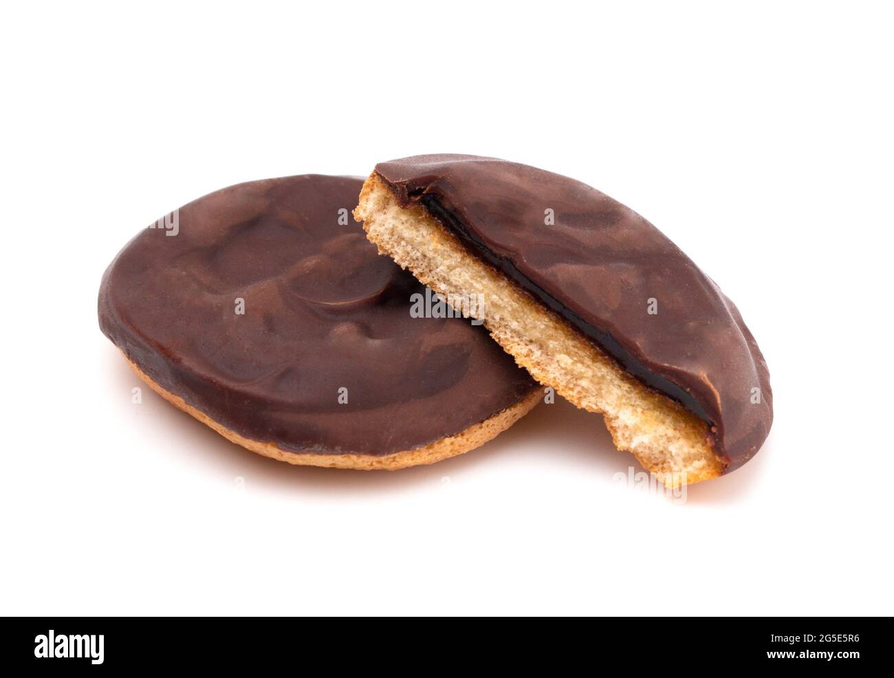 Biscotti al cioccolato riempiti con marmellata d'arancia Foto Stock
