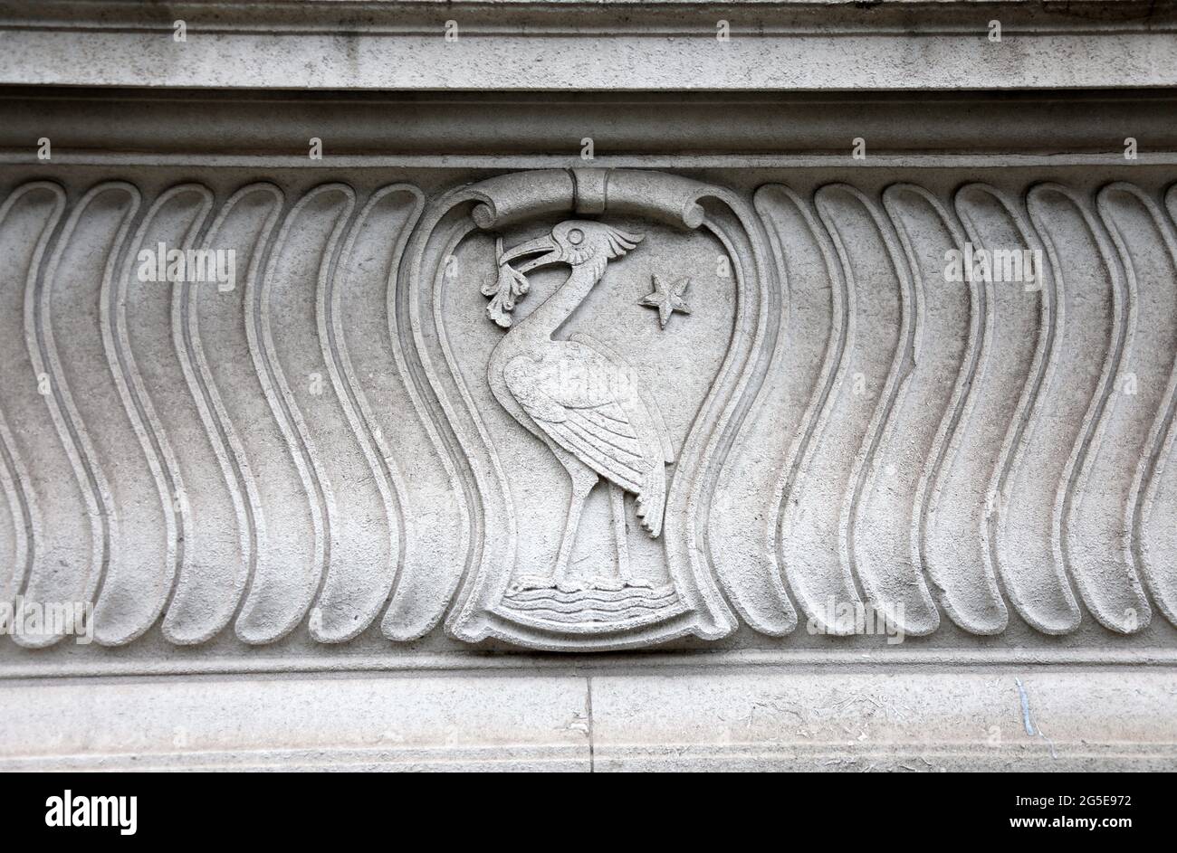 L'iconico uccello del fegato sul Martins Bank Building a Liverpool Foto Stock