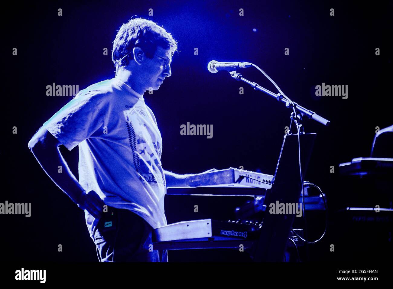 Bologna, Italia. 22 Giugno 2021. La band indie rock italiana lo Stato sociale inizia il suo tour di recupero dalla propria città di Bologna durante il nuovo festival Nova a Dumbo. (Foto di Luigi Rizzo/Pacific Press) Credit: Pacific Press Media Production Corp./Alamy Live News Foto Stock