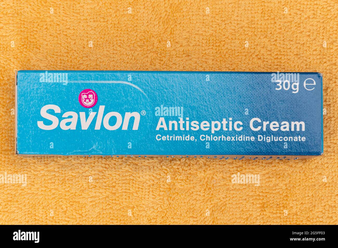 Crema antisettica Savlon, prodotto per la cura della persona Foto Stock