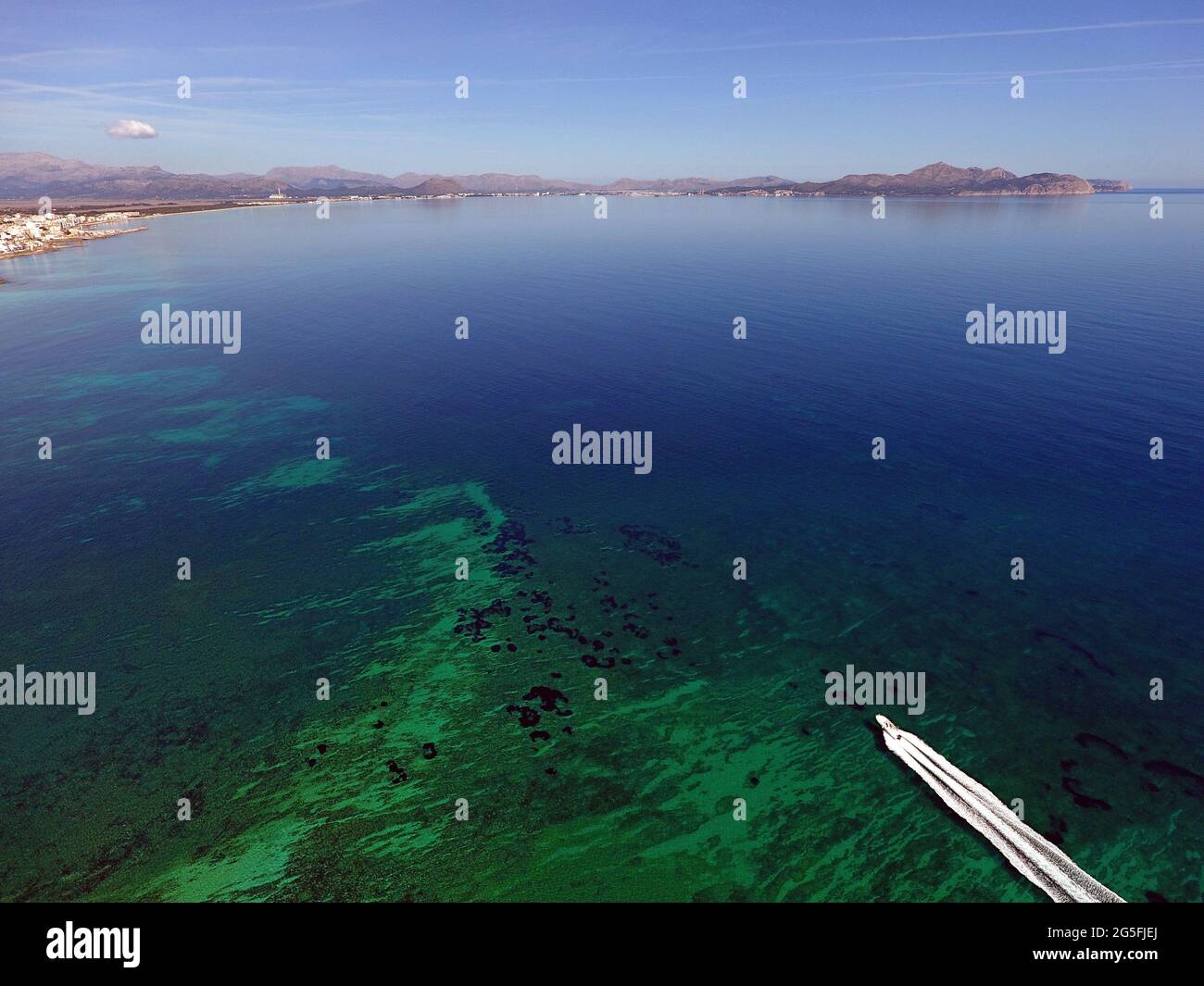 Baia di Alcudia, Maiorca, Isole Baleari Foto Stock