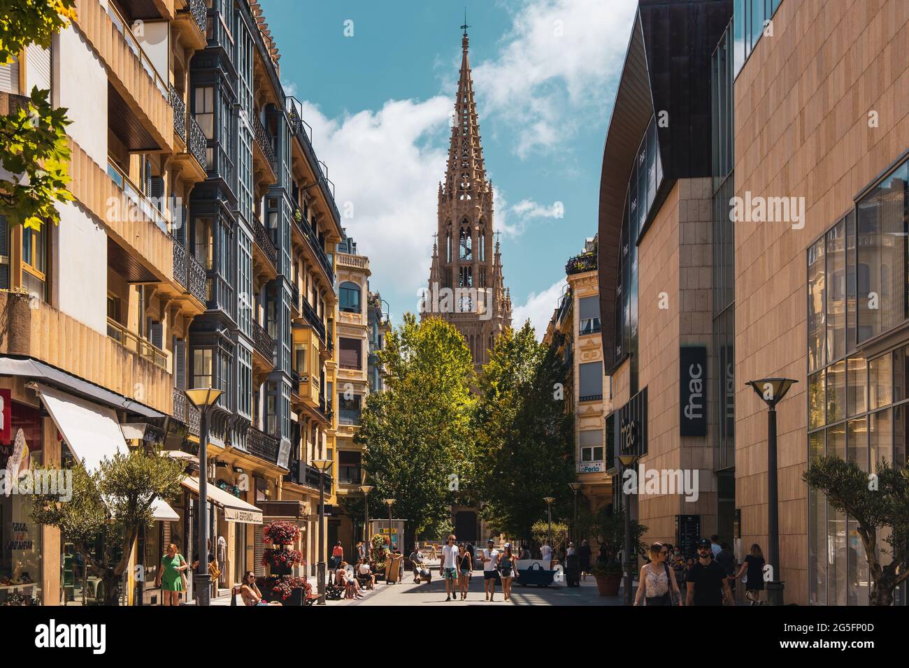 Torre dell'Orologio Catedral del Buen Pastor Donostia San Sebastian, Gipuzkoa, Paesi Baschi, Spagna, Europa Foto Stock