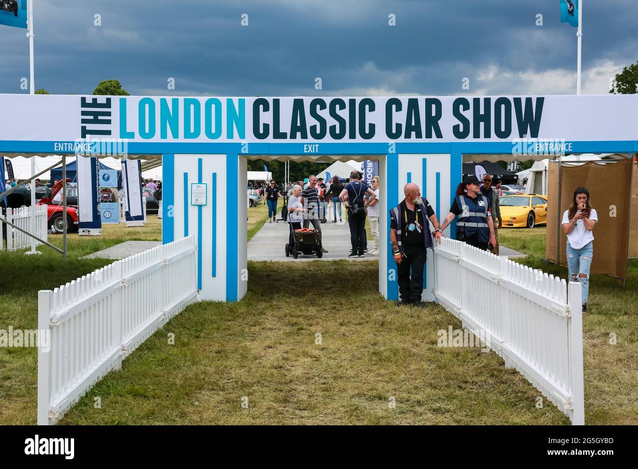 Londra, Regno Unito. 26 giugno 2021. Il London Classic Car Show 2021 al Syon Park. Credito: Waldemar Sikora Foto Stock