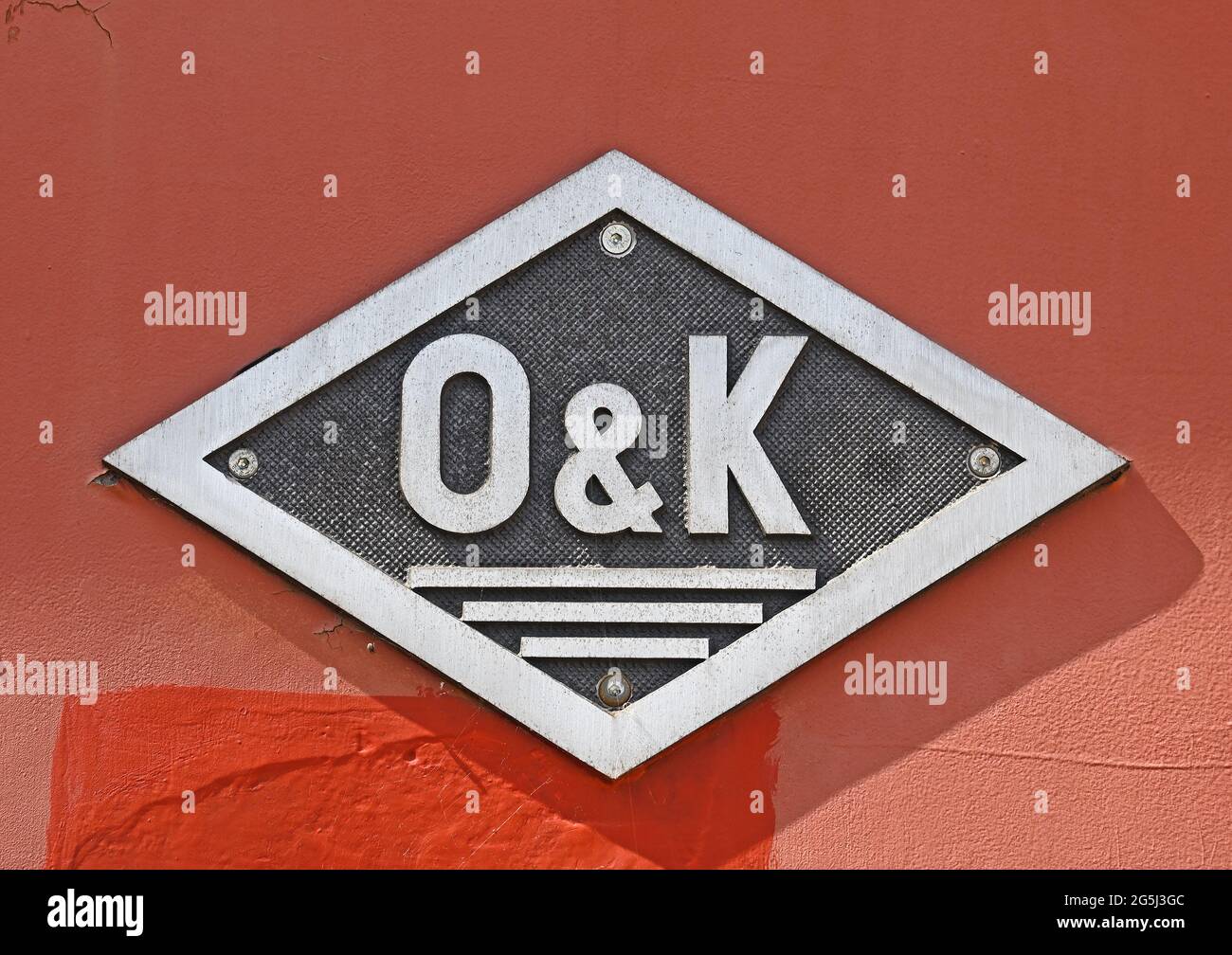 amburgo, germania - 2018-06-14: logo della società di produzione di macchinari orenstein & koppel ag (fondata nel 1876) -- [credit: joachim affeldt - larger fo Foto Stock