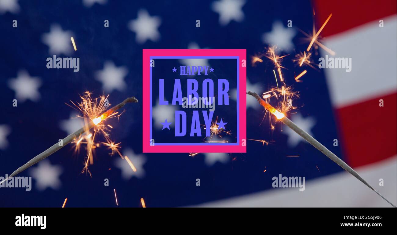 Composizione del testo giornata del lavoro in rosso e blu quadrato, su sparklers e bandiera americana Foto Stock