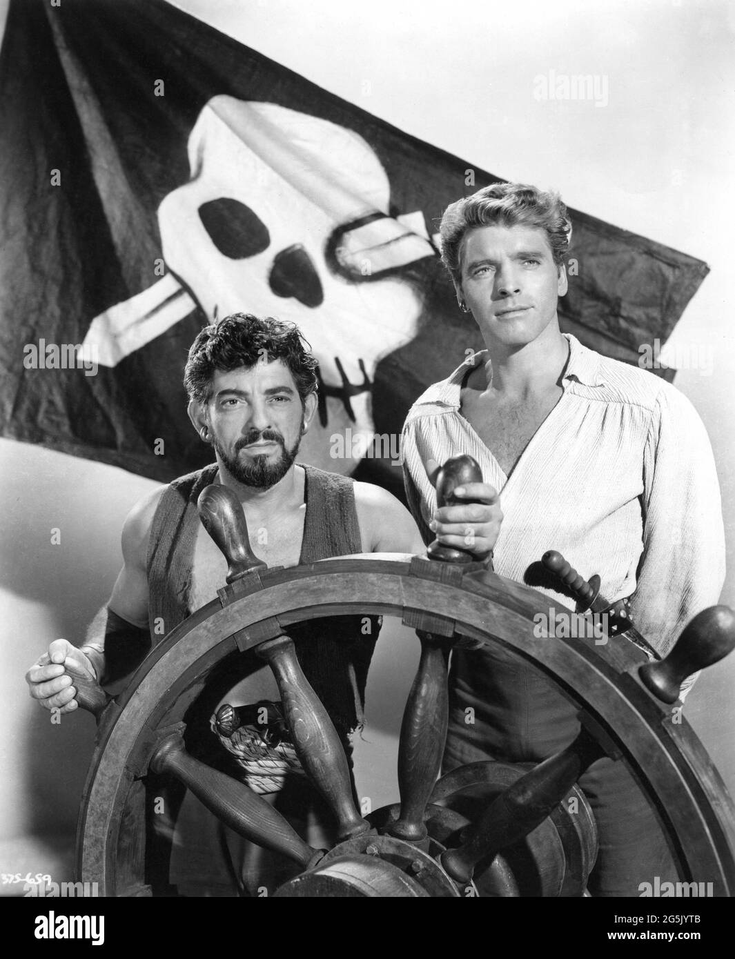 NICK CRAVAT e BURT LANCASTER hanno presentato un ritratto pubblicitario nel PIRATO DI CRIMSON 1952 regista ROBERT SIODMAK Costume design Margaret Furse musica William Alwyn produttori Harold Hecht e Burt Lancaster USA / UK norma Productions / Warner Bros. Foto Stock