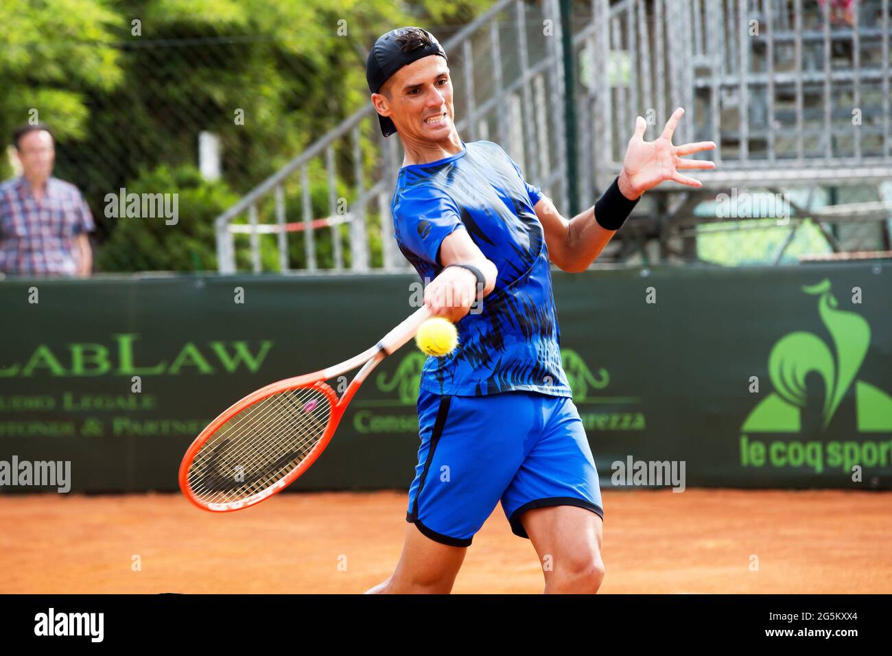 Milano, Italia. 27 Giugno 2021 il tennista argentino Federico Coria durante l'ATP Challenger Milano 2021, Tennis Internationals a Milano, Italia, Giugno 27 2021 Credit: Independent Photo Agency/Alamy Live News Foto Stock