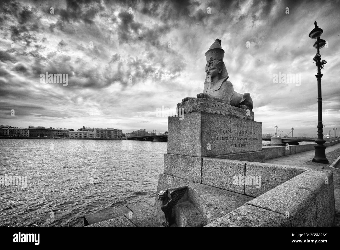 Sphinx su Universitetskaya Embankment, San Pietroburgo, Russia, Europa Foto Stock