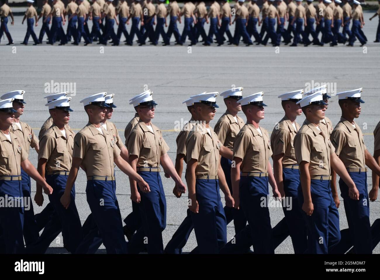 MARINES US in formazione durante la cerimonia di laurea, Parris Island, Carolina del Sud Foto Stock