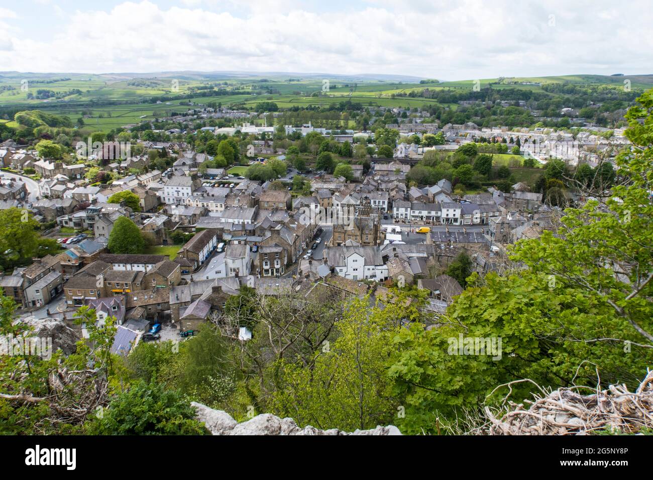 La città di Settle nel Yorkshire Dales Foto Stock