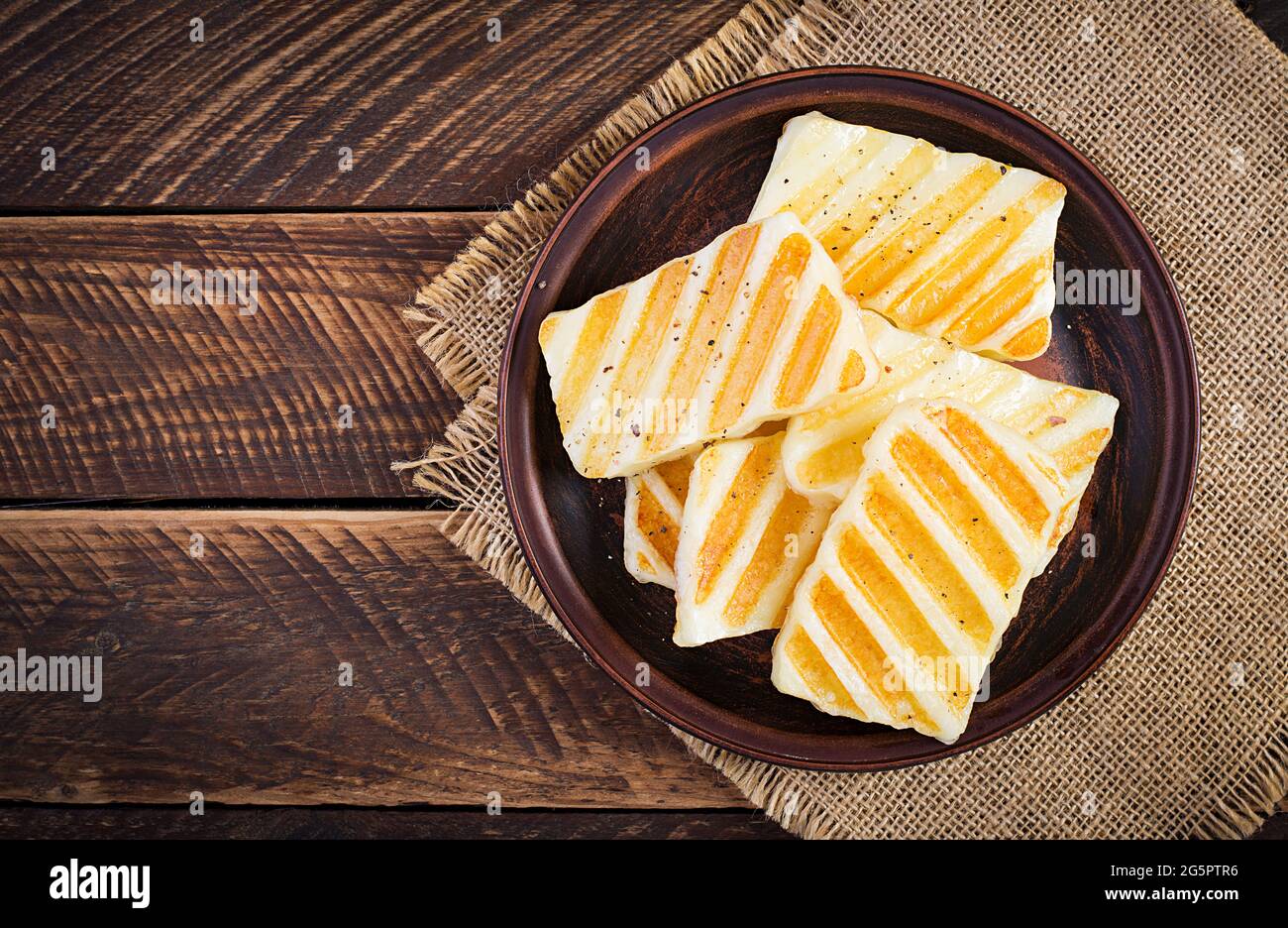 Gift Base This Formaggio Is Gouda But i ' Ve Had Feta Lino Copricuscino