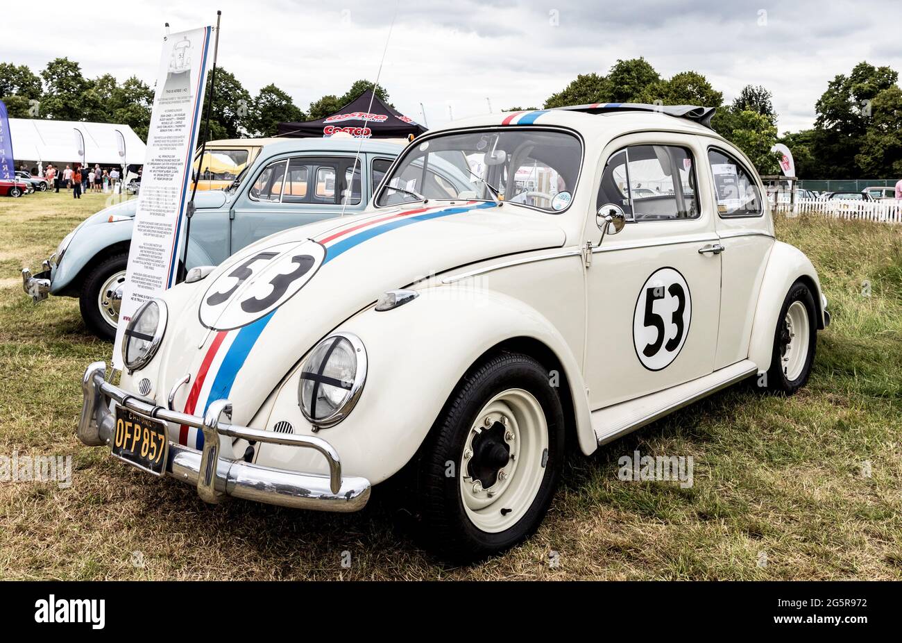 VW Beetle ha chiamato Herbie al Classic Car Show Syon Park Londra 2021 UK Foto Stock