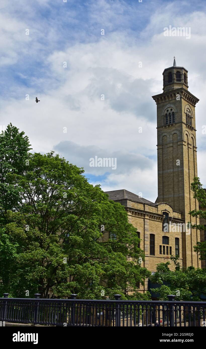 Salt Mill, Saltaire, Shipley, West Yorkshire Foto Stock