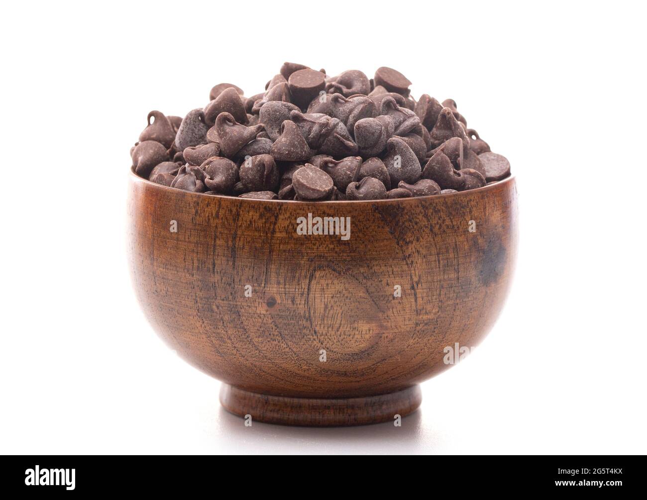 Una ciotola di cippi di cioccolato semi-dolce Foto Stock