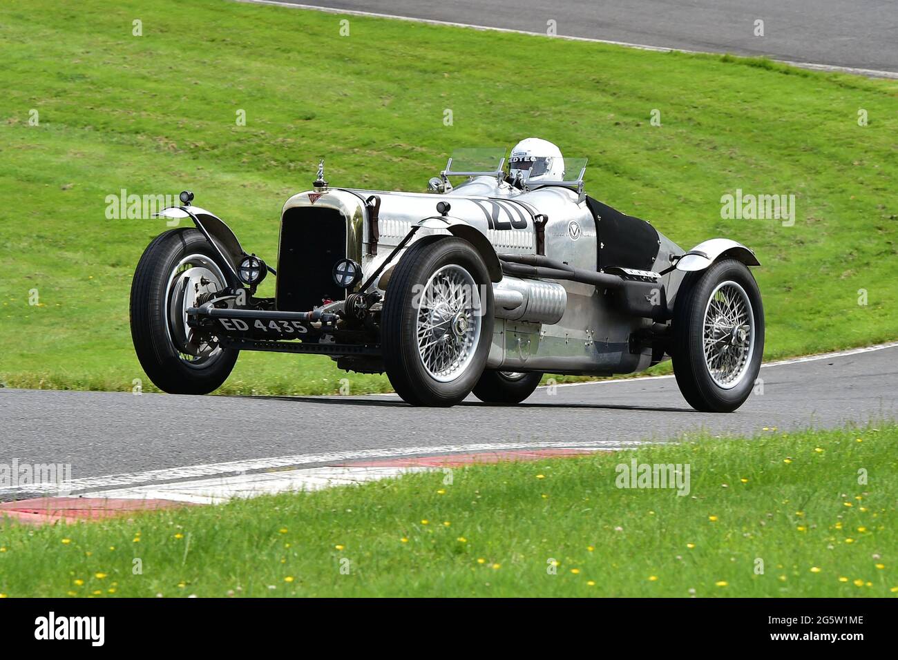 Jeffery Edwards, Alvis Silver Eagle, Allcomers handicap Race per 5 giri, VSCC, Vintage Motorsport Festival, Shuttleworth Nuffield e Len Thompson Tr Foto Stock