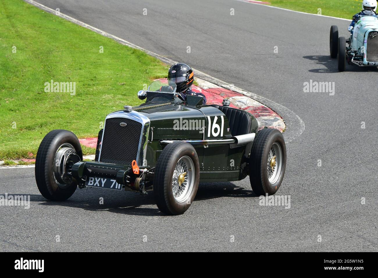 Matt Walton, Wolseley Hornet Special, Allcomers Hhandicap Race per 5 giri, VSCC, Vintage Motorsport Festival, Shuttleworth Nuffield e Len Thompson T. Foto Stock