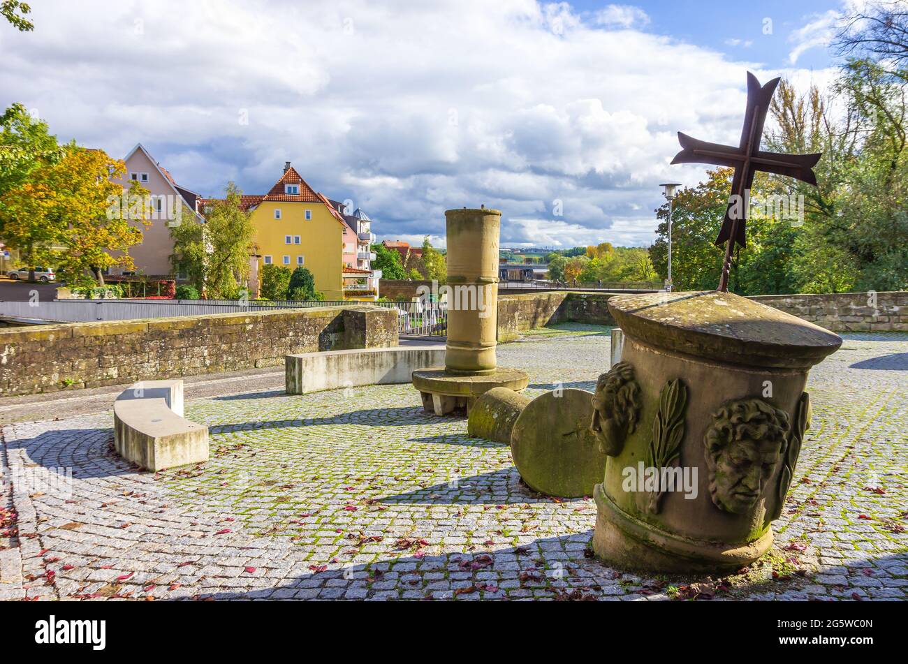 Lauffen am Neckar, Baden-Württemberg, Germania: Memoriale di guerra del 1922 per i caduti della prima guerra mondiale. Foto Stock