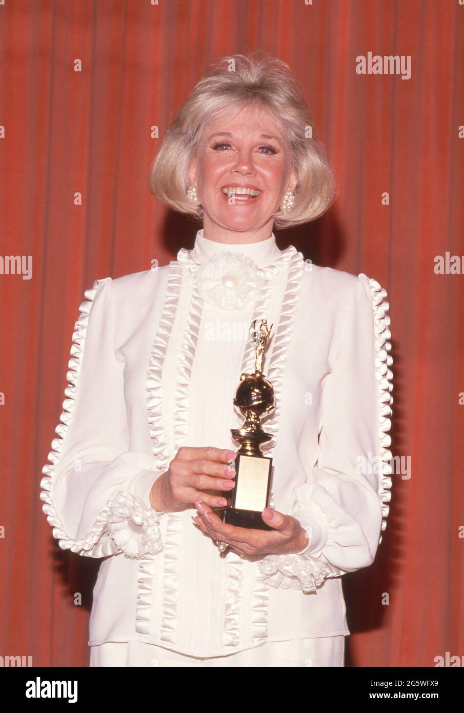 Doris Day al 46° Golden Globe Awards il 28 gennaio 1989. Credito: Ralph Dominguez/MediaPunch Foto Stock