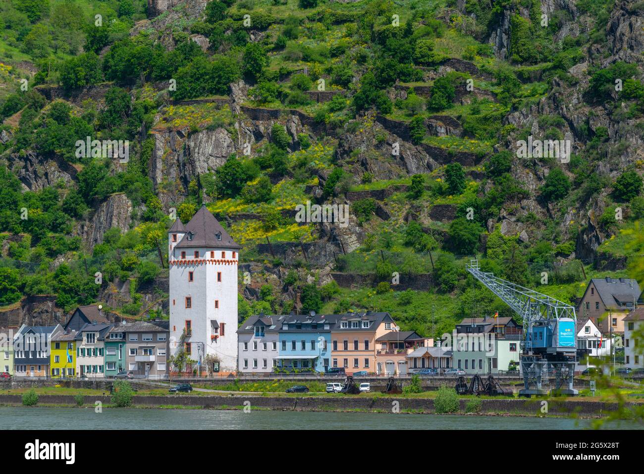 Piccola città di San Goarshausen a Loreley, alta Valle del Medio Reno, Patrimonio dell'Umanità dell'UNESCO, Renania-Palatinato, Germania Foto Stock