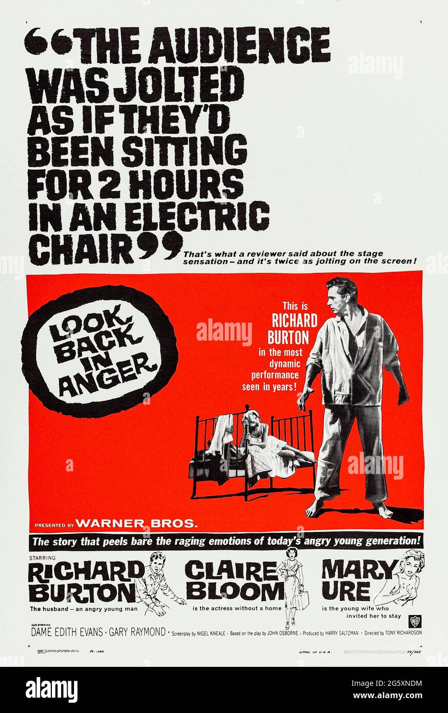 Guarda indietro in rabbia (1959) diretto da Tony Richardson e con Richard Burton, Claire Bloom e Mary Ure. La potente cucina britannica affonda il dramma di un laureato disilluso e arrabbiato viene a fare i conti con la sua brama contro la vita e i valori della classe media. Foto Stock