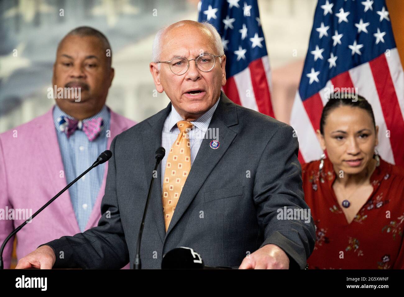 Washington, USA 30 giugno 2021. 30 giugno 2021 - Washington, DC, Stati Uniti: Rappresentante degli Stati Uniti Paul Tonko (D-NY) che parla ad una conferenza stampa su H.R. 3684, l'investing in a New Vision for the Environment and Surface Transportation in America Act o L'INVEST in America Act. (Foto di Michael Brochstein/Sipa USA) Credit: Sipa USA/Alamy Live News Foto Stock