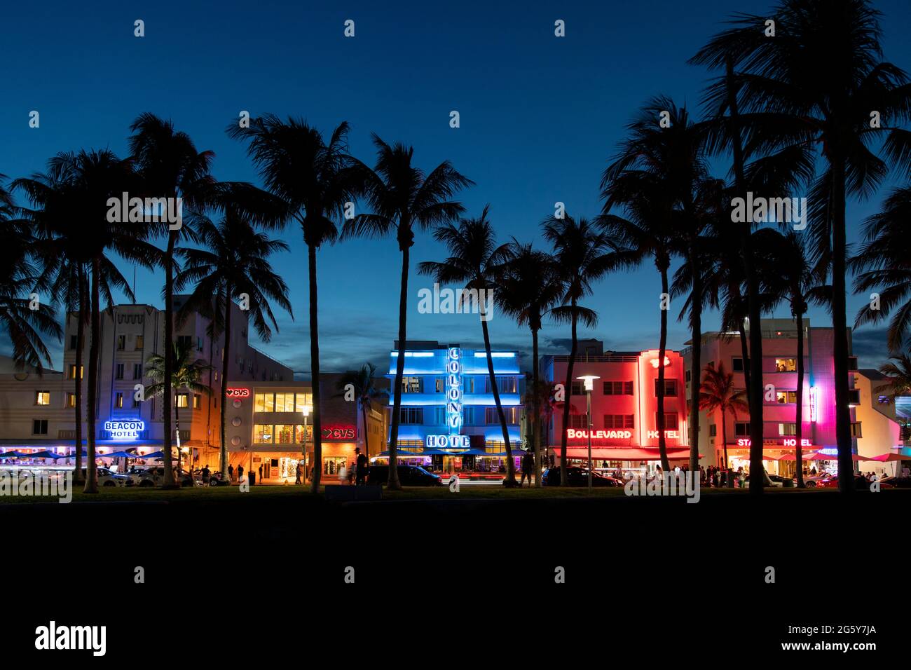 Vita notturna su Ocean Drive a South Beach, Miami, Florida Foto Stock
