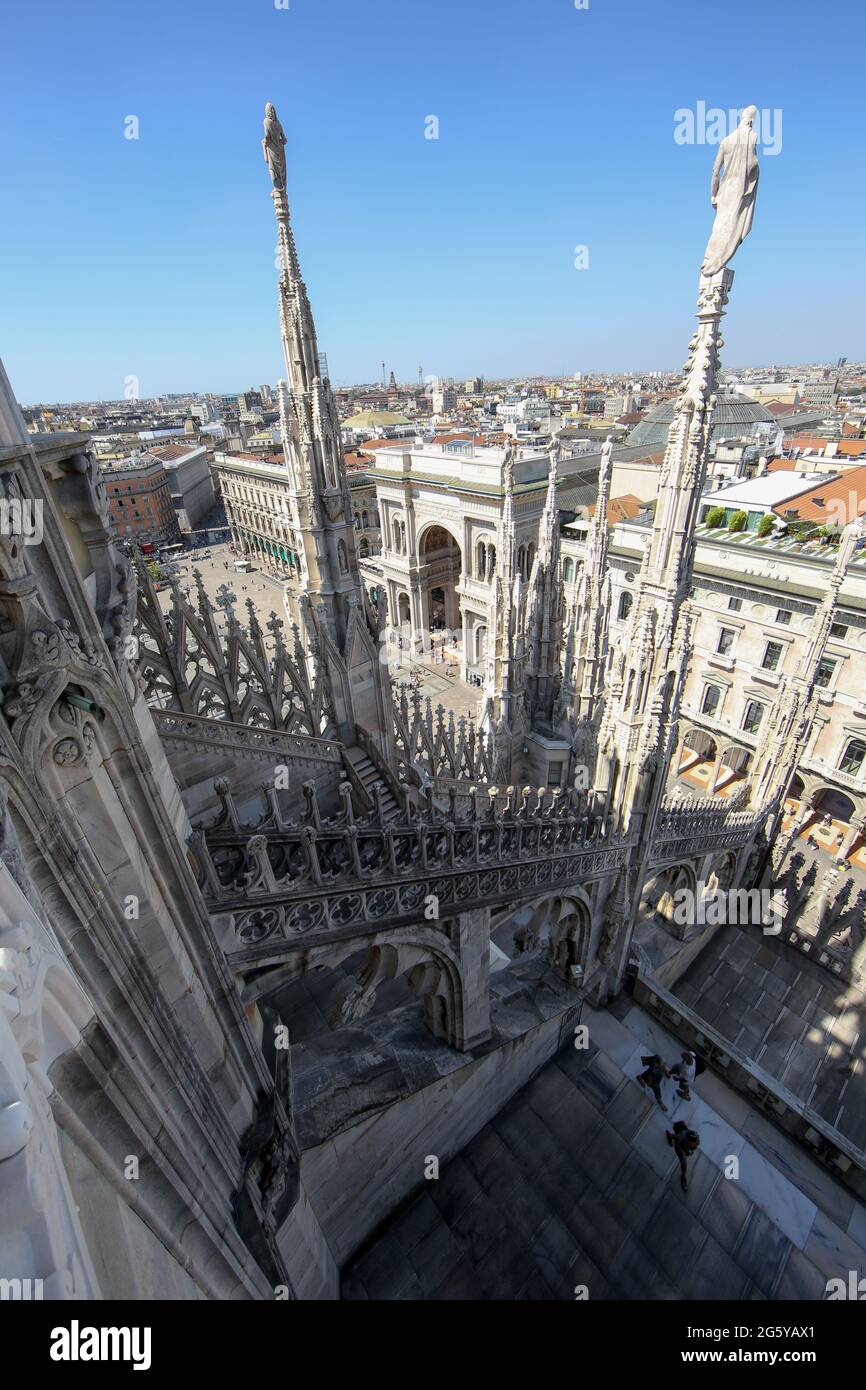 Vista dal Duomo, Milano, Italia Foto Stock