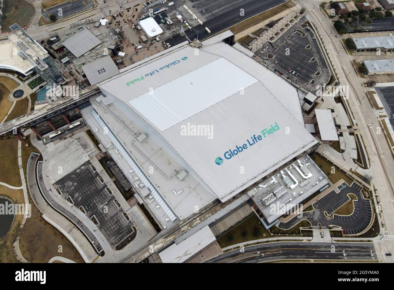 Una vista aerea di Globe Life Field, venerdì 1 gennaio 2021, ad Arlington, Lo stadio è la sede dei Texas Rangers. Foto Stock
