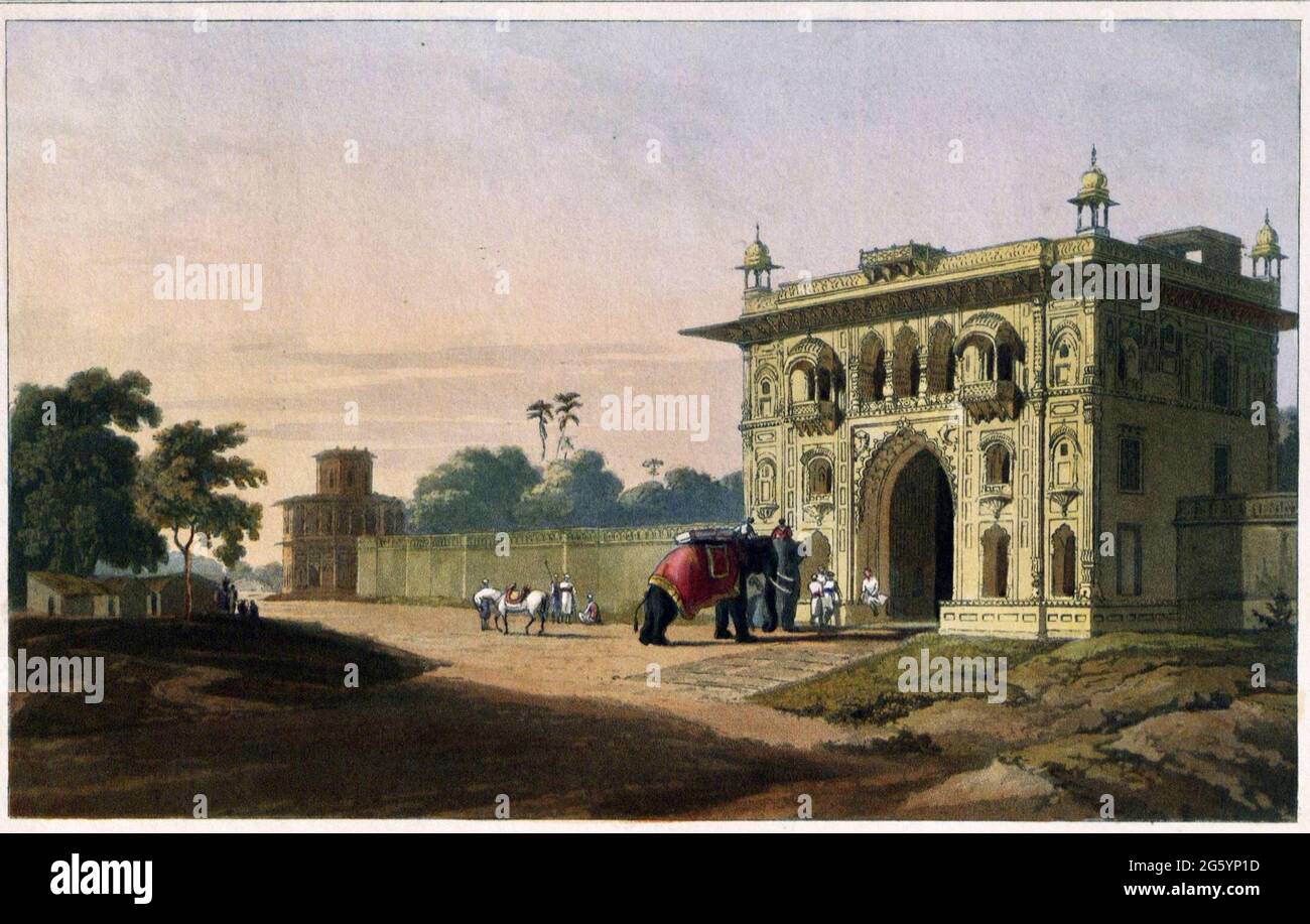 Porta del Loll Bahug, a Fyzabad, 1801 la stampa mostra la porta d'ingresso al Lal Bagh a Faizabad, un giardino di piacere istituito da Shuja al-Daula. E' costruito in tipico stile tardo Mughal con una pletora di piccoli archi e balconi a sbalzo con tetti curvilinei. Faizabad fu la prima capitale dei Nawabs di Avadh sotto Nawabs Burhan al-Mulk e Safdar Jang, prima che quest'ultimo lo trasferì a Lucknow. Shuja al-Daula ha spostato la capitale di nuovo a Faizabad dal 1765-75 come era più strategicamente posto in un momento di tensione con la compagnia delle Indie Orientali con sede a Calcutta. Dal libro Foto Stock