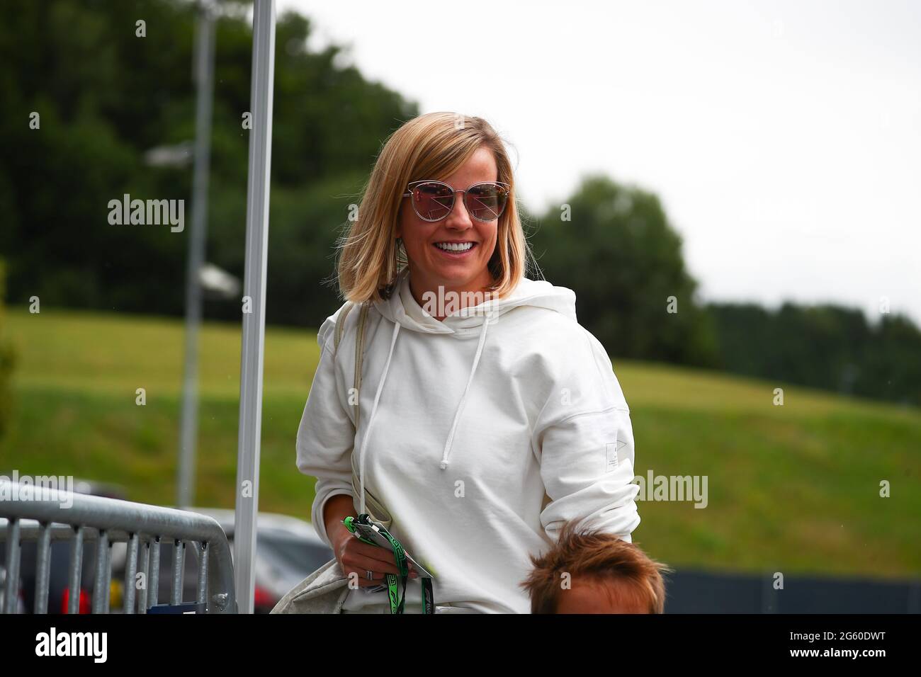 Susie Stoddart Wolff, ex pilota e moglie di Toto Wolff Direttore Esecutivo del Mercedes AMG F1 Team, campionato del mondo di Formula 1 2021, GP austriaco 1-4 luglio 2021 Foto Stock