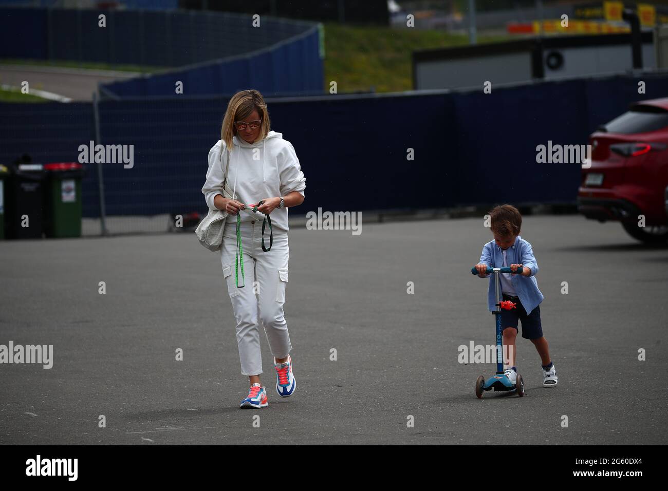 Susie Stoddart Wolff, ex pilota e moglie di Toto Wolff Direttore Esecutivo del Mercedes AMG F1 Team, campionato del mondo di Formula 1 2021, GP austriaco 1-4 luglio 2021 Foto Stock