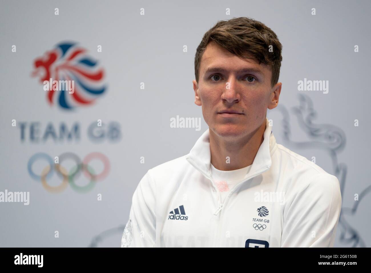 Jake Wightman durante la sessione di kitting out per le Olimpiadi di Tokyo 2020 al Birmingham NEC, Regno Unito. Data immagine: Lunedì 28 giugno 2021. Foto Stock