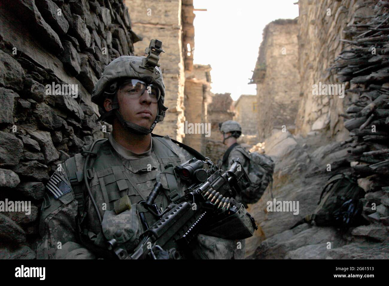 MASAMUTE BALA, PROVINCIA DI LAGHMAN, AFGHANISTAN Laghman - 25 settembre 2010 - soldati dell'esercito degli Stati Uniti con 1° Battaglione, 102° Reggimento di fanteria, 86° Brigata Foto Stock