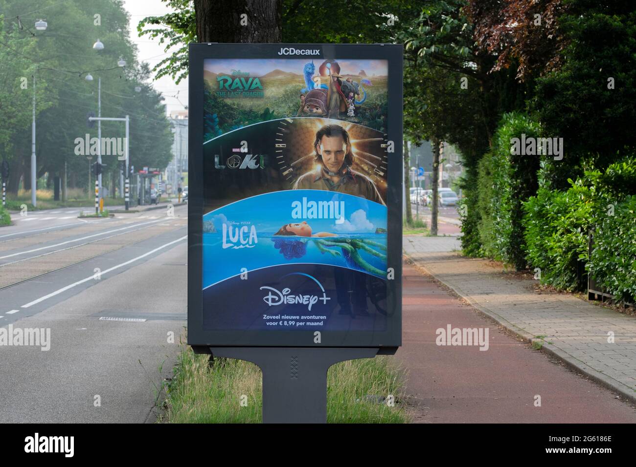Billboard Disney Plus ad Amsterdam Olanda 26-6-2021 Foto Stock