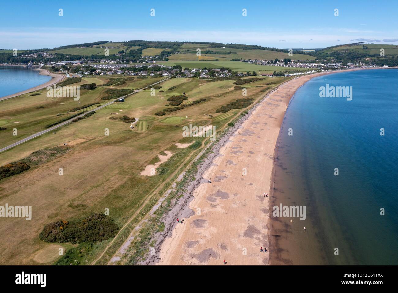 Vista aerea della penisola di Chanonry Point sulle rive del Moray Firth vicino ai villaggi di Fortrose & Rosemarkie, sulla Black Isle, Scozia, Regno Unito. Foto Stock