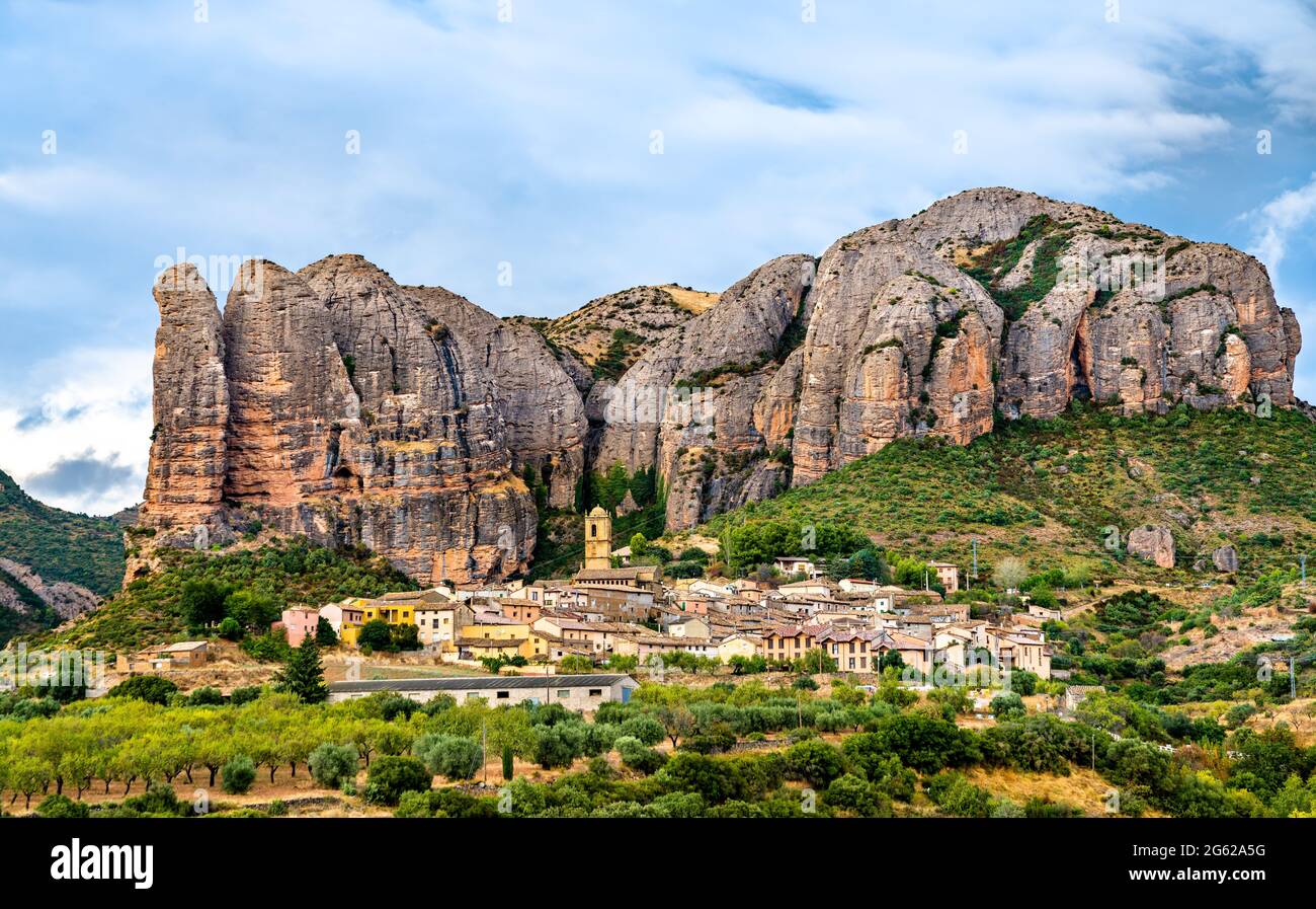 Los Mallos de Aguero, formazioni rocciose a Huesca, Spagna Foto Stock