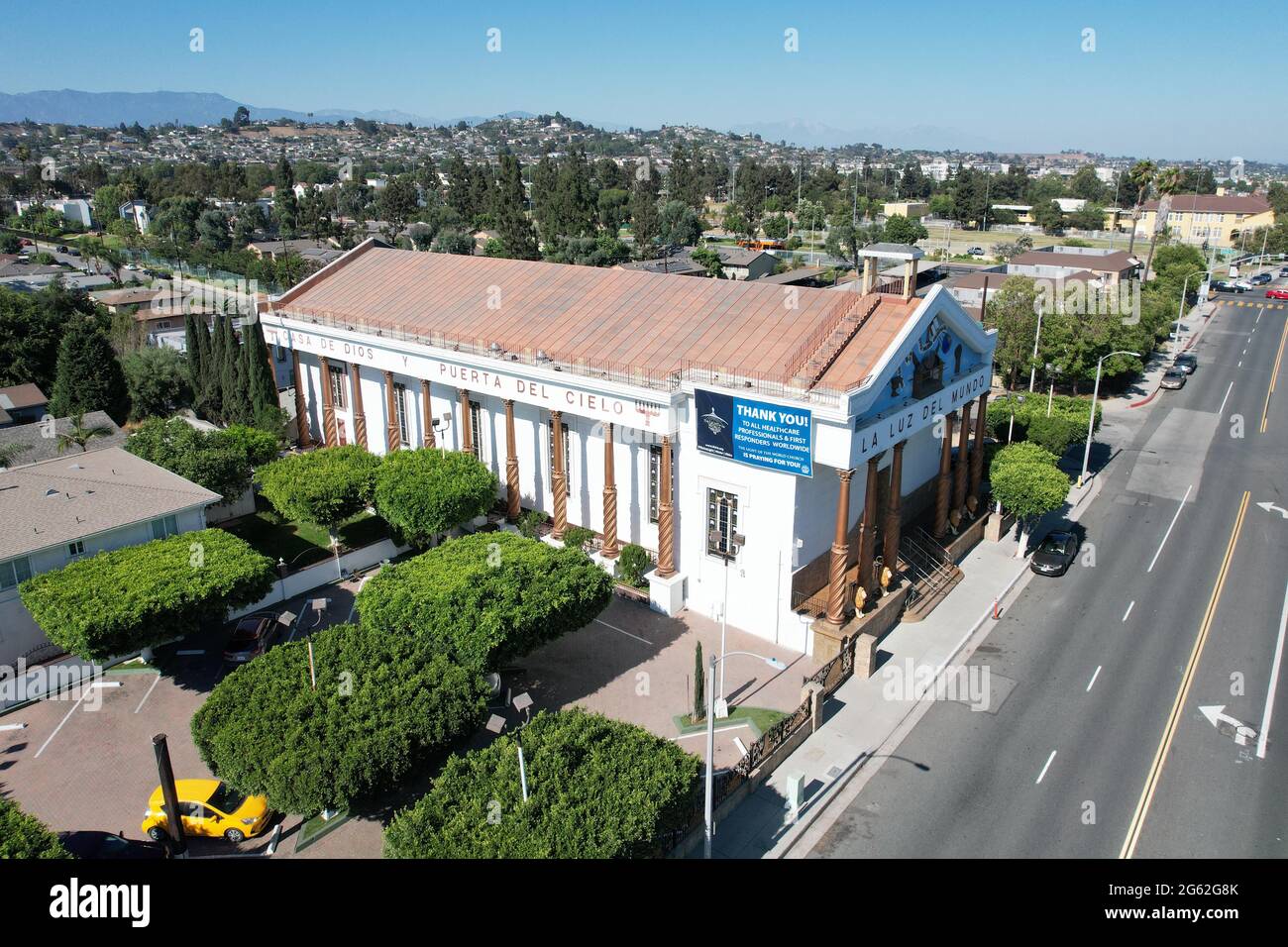 Una vista aerea del tempio di Los Angeles Est del megachurch evangelico con sede in Messico la Luz del Mundo, giovedì 1 luglio 2021, a Los Angeles. Foto Stock