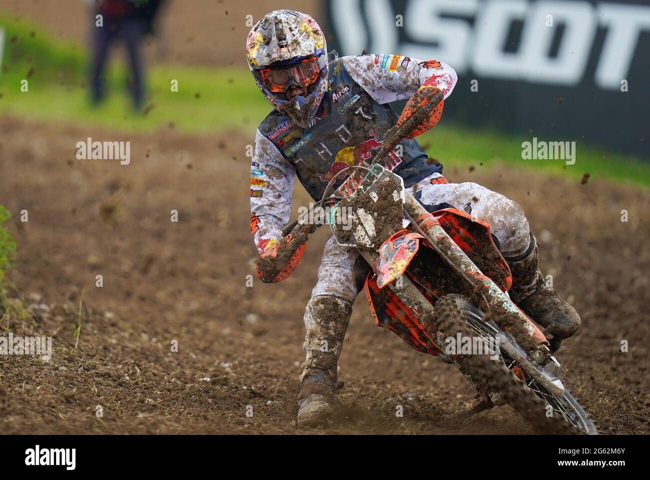 Durante la MX2 gara 1 nella tappa britannica dei Campionati mondiali di motocross FIM 2021, domenica 27 giugno 2021, a Matterley Basin, Winchester, Unito Ki Foto Stock