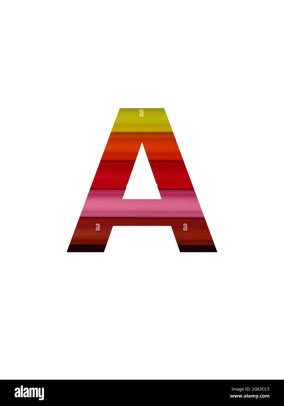 Lettera A dell'alfabeto a matita colorata, in giallo, arancione, rosso, rosa, marrone Foto Stock