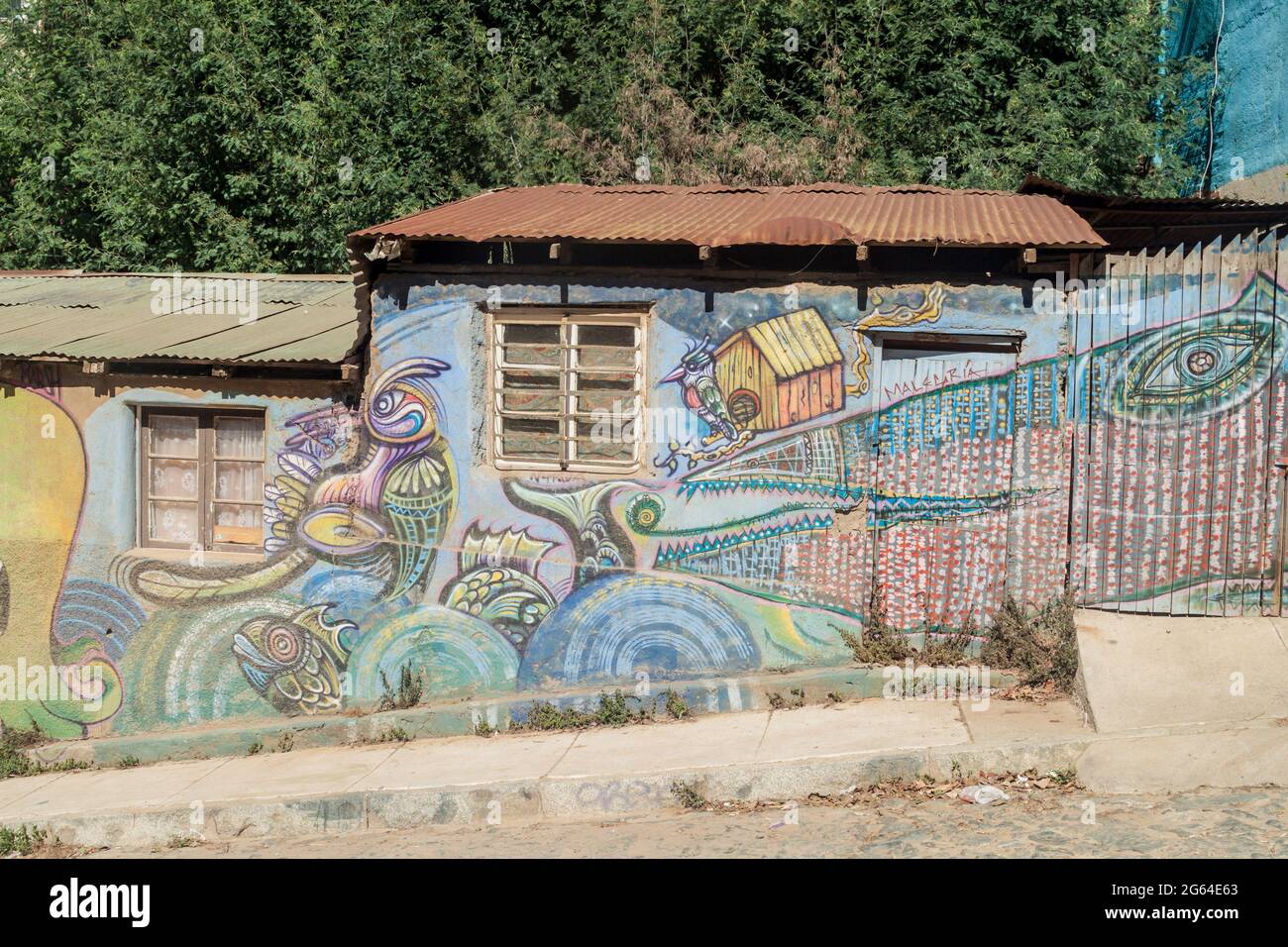 VALPARAISO, CILE - 29 MARZO 2015: Murales colorati a Valparaiso, Cile Foto Stock