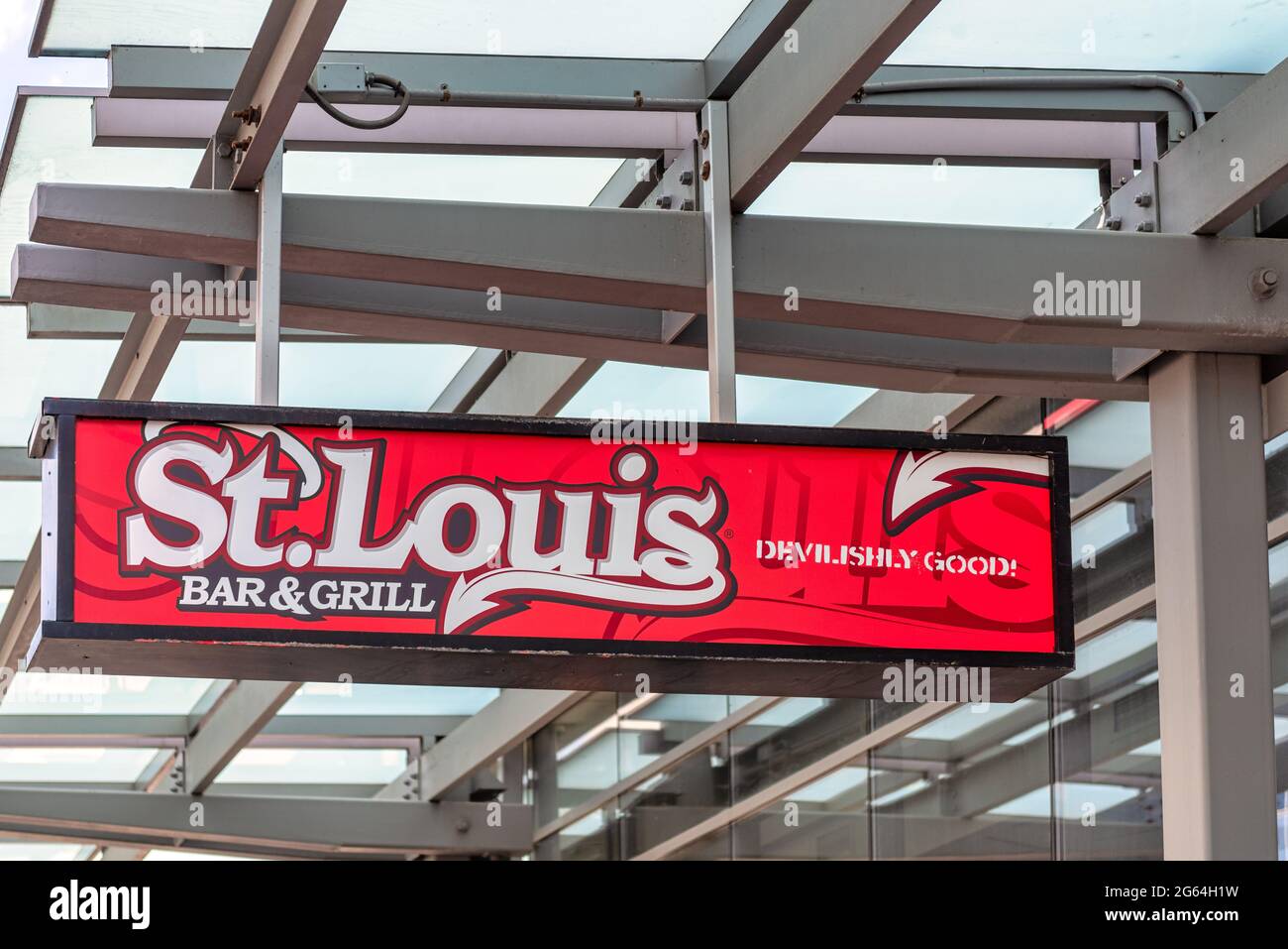 Cartello per il ristorante St. Louis Bar and Grill nel centro di Toronto, Canada Foto Stock