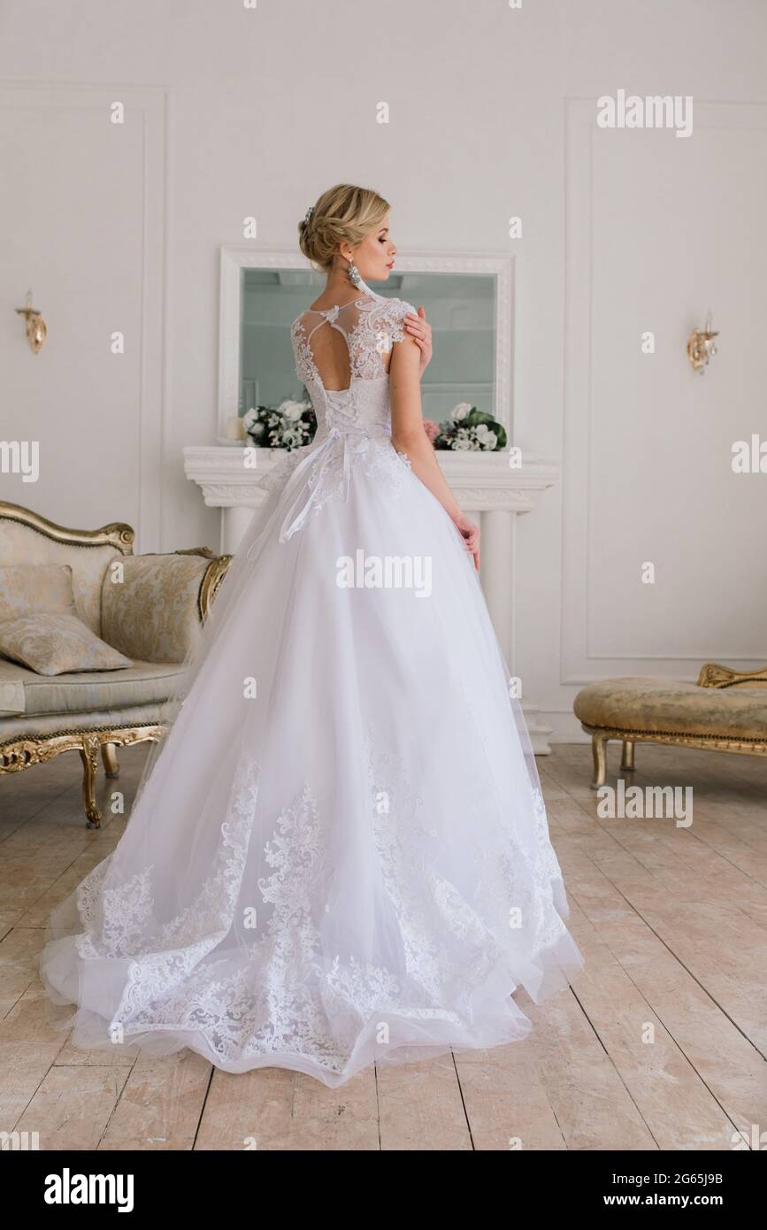 bella donna modest dresses