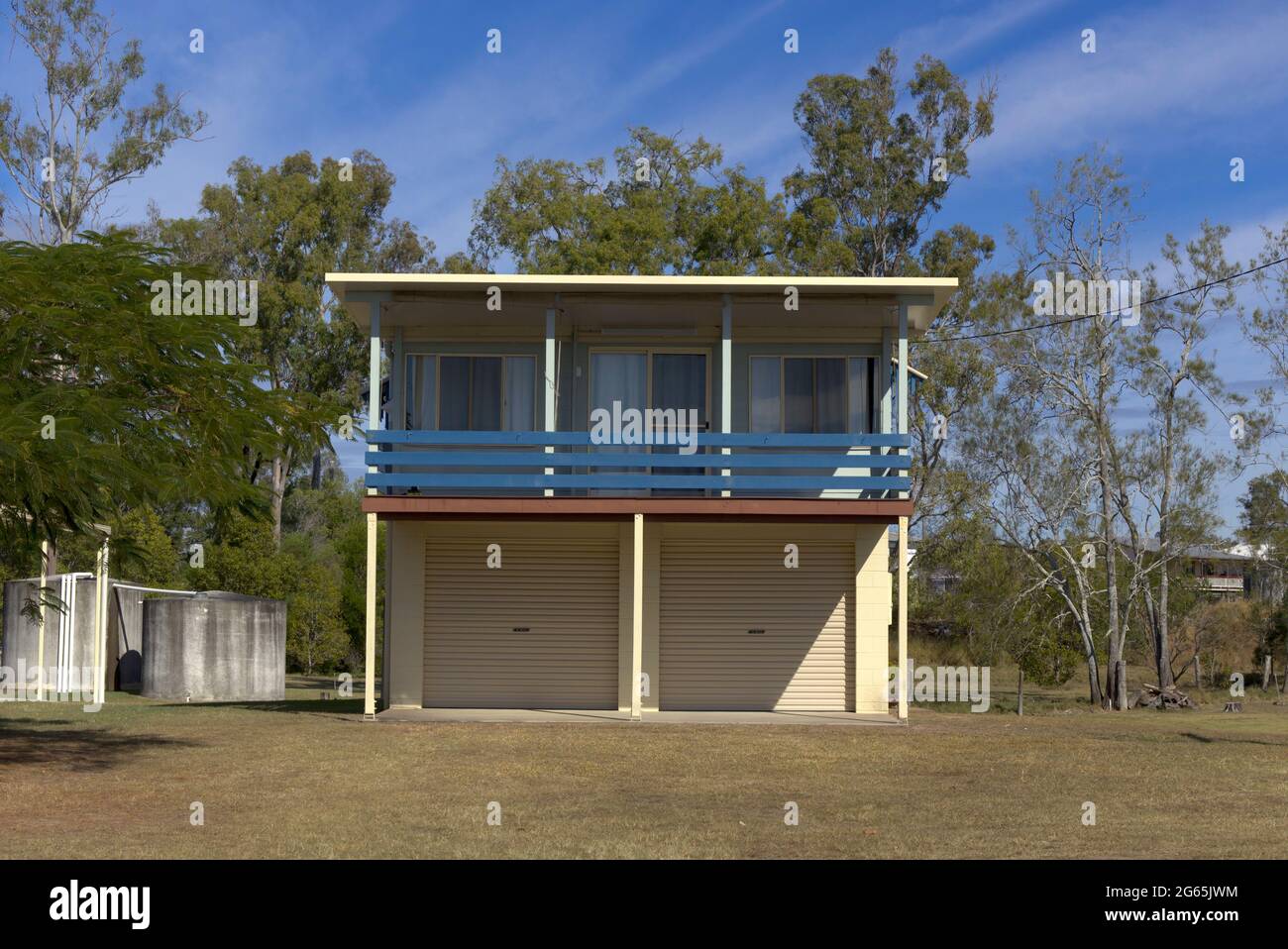 Vacanze pesca Shacks sulle rive del fiume Isis Buxton Queensland Australia Foto Stock