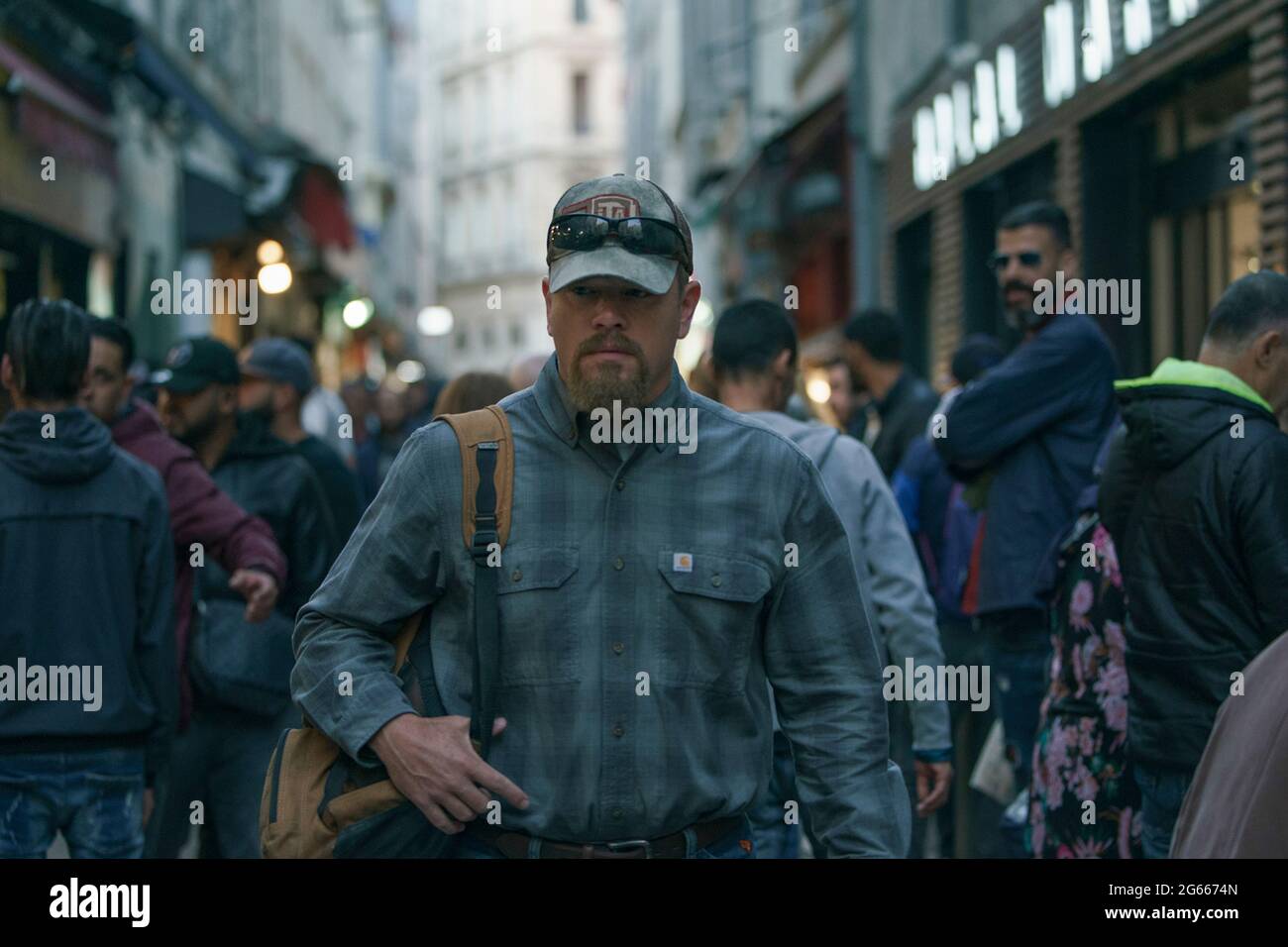 Stillwater (2021) diretto da Tom McCarthy e interpretato da Matt Damon nel ruolo di Bill Baker, un padre che viaggia dall'Oklahoma alla Francia per aiutare la sua figlia estraniata, che è in prigione per l'omicidio di un'amica che sostiene di non aver commesso. Fotografia pubblicitaria ***SOLO PER USO EDITORIALE***. Credito: Funzioni BFA / Jessica Forde / Focus Foto Stock
