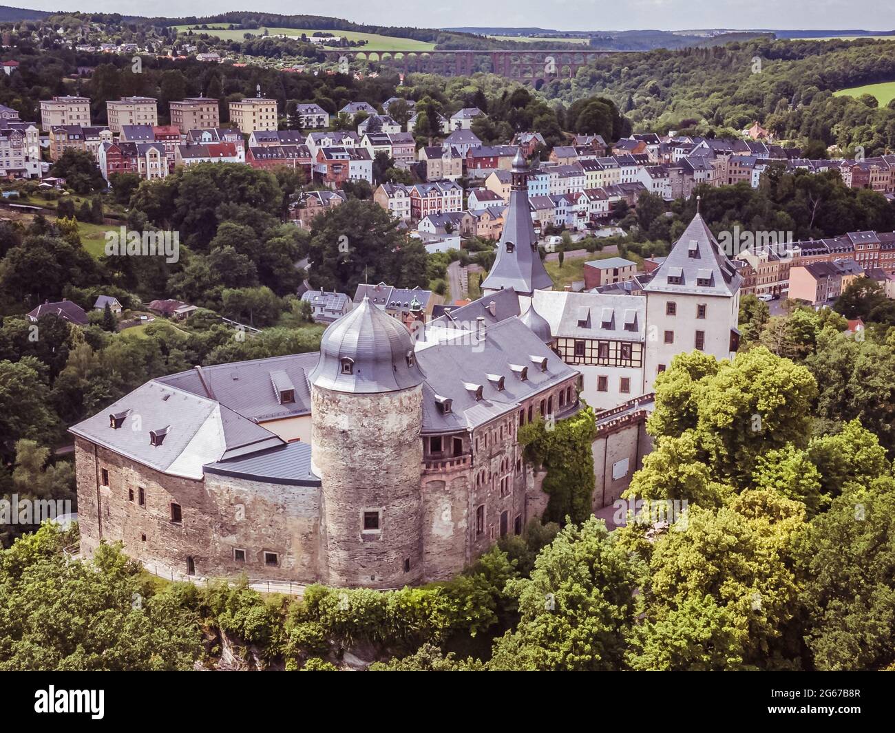 Castello di Mylau con Goeltzschtalbruecke dall'alto Foto Stock